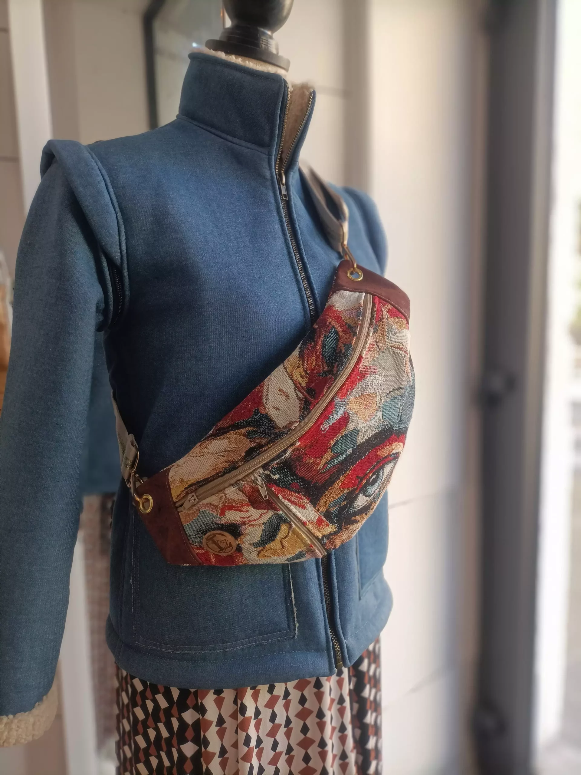 Grand sac banane doublé avec poche